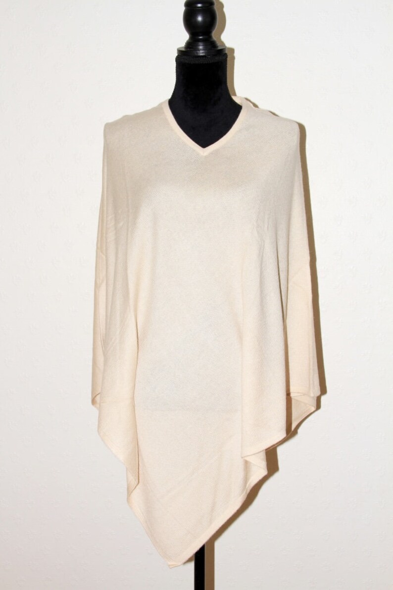 Cream Cashmere Poncho Wrap Travel Wrap Cashmere Jumper Pashmina Sweater One Size Cream Cashmere Poncho Wrap Travel Wrap Cashmere Jumper Pashmina Sweater One Size
