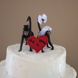 Monkey Bride And Groom Custom Wedding Cake Topper - Animal Wedding Cake Topper - Jungle Wedding - Personalized Topper
