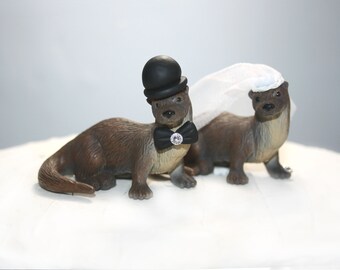 Otter Bride and Groom - Otters - Wedding Cake Toppers - Otter Cake Toppers - Whimsical - Custom - Animal Cake Topper - Personalized - Custom