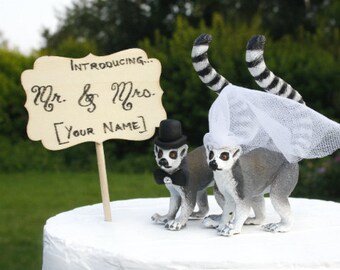 Lemur Cake Toppers - Wedding Cake Toppers - Lemurs - Bride and Groom - Animal Cake Toppers - Custom Cake Toppers - Geek Wedding Cake Toppers