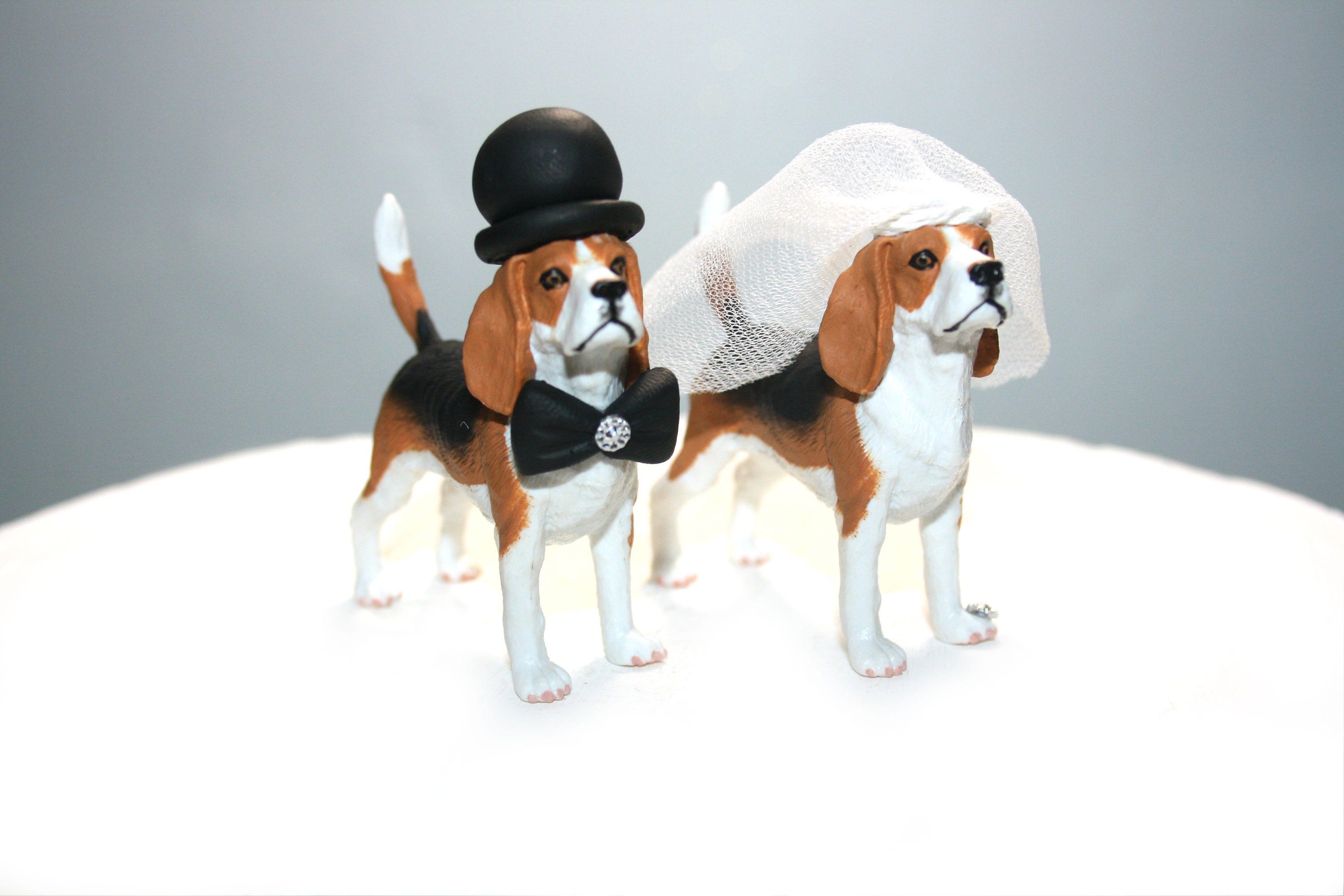 Dog Cake Toppers - Beagles - Beagle Cake Toppers - Wedding Dogs ...