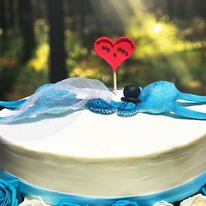 Plesiosaurus - Dinosaur Cake Toppers - Wedding Cake Topper - Funny Cake Toppers - Plesiosaur - Dinos - Animal Cake Topper - Bride and Groom