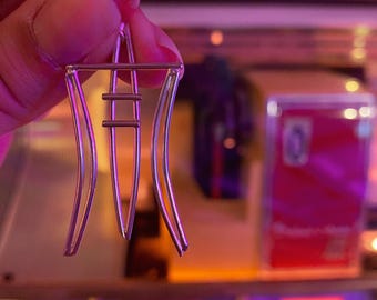 The Wave Pinstripe Style Art Earring