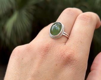 Green Fused Glass Ring - Decorative Ring - Size8.75