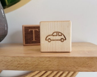 Bloque de bebé grabado personalizado // Regalo de recién nacido de calidad de reliquia // Bloque de madera // Bebé personalizado // Decoración de la guardería del coche // Cubo de nombres