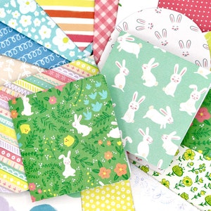 Mini cartes et enveloppes de Pâques - Mini cartes de voeux faites main - Enveloppes des fêtes de printemps - Lot de 5