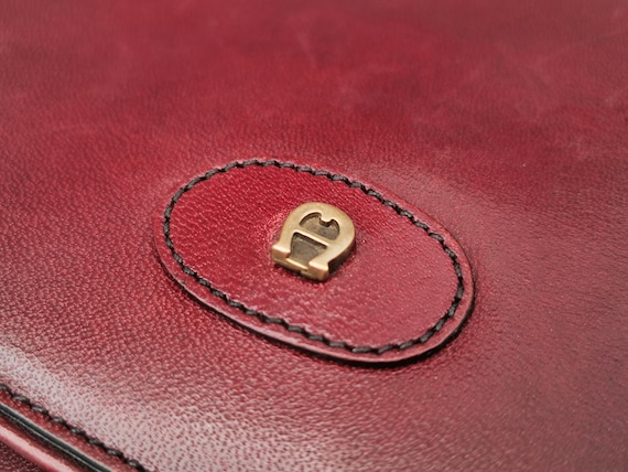 1990 s Etienne Aigner Vintage Leather Ladies Oxblood Handbag Bag