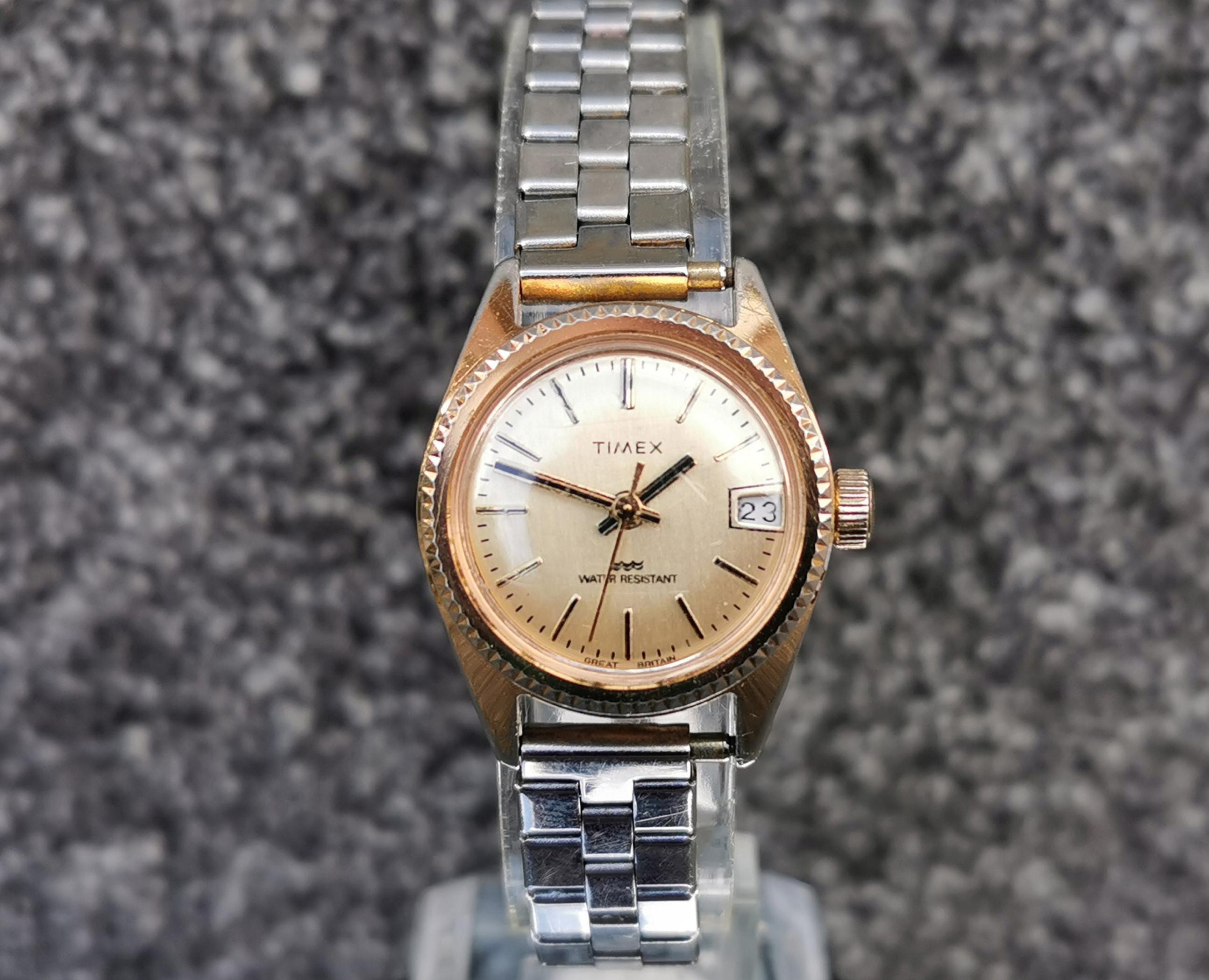 Montre Femme Timex Vintage à Restaurer - Avec Bracelet - Montre Ancienne