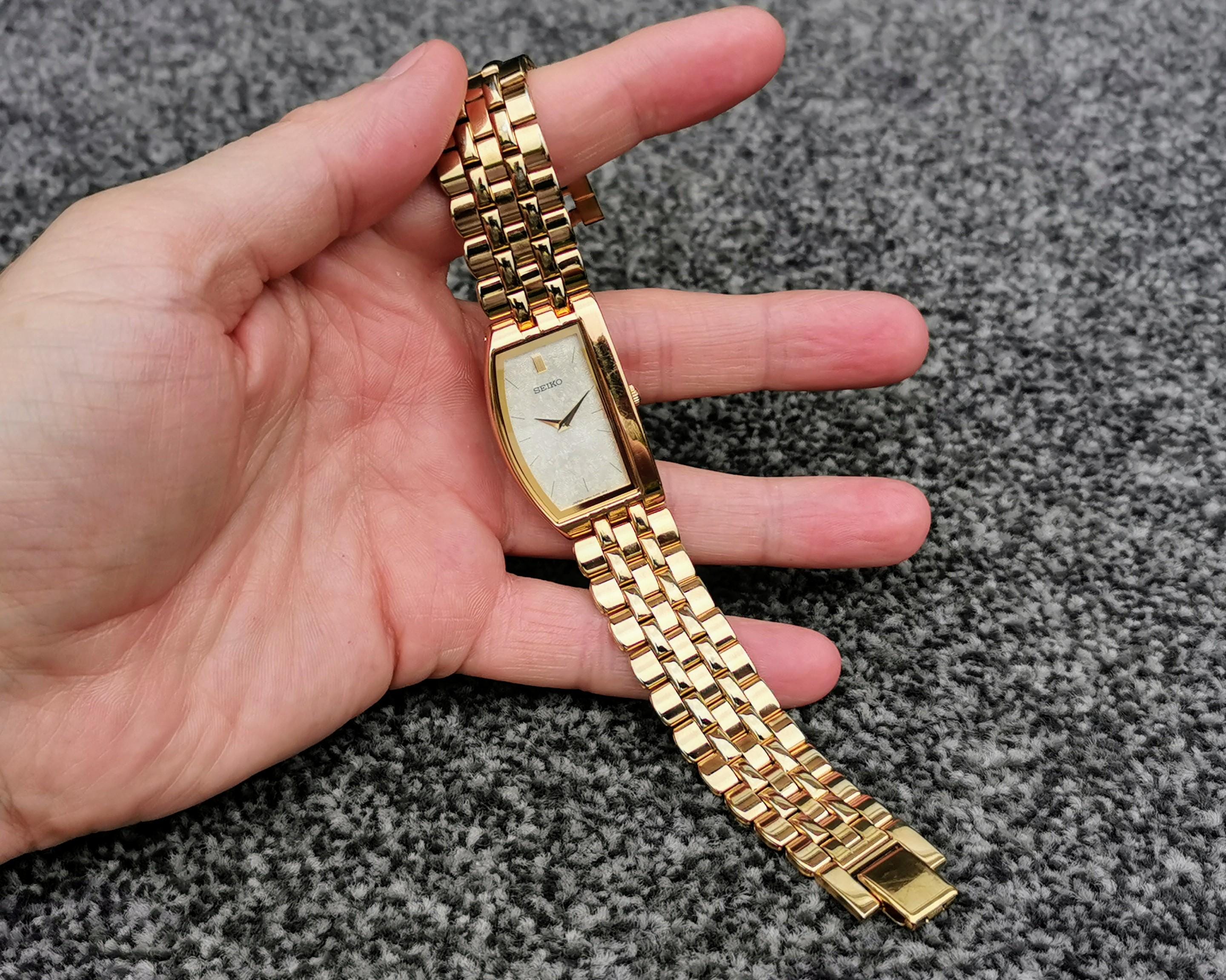 1994 Rare Unisex Seiko Half Moon Quartz Watch Gold-plated