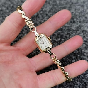 Vintage Roamer jaren 1950, 17 juwelen handopwind cocktailhorloge, gerolde vergulde uitzettende armband, Swiss Made