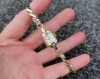 Vintage Roamer 1950s, 17 Jewels Hand Wind Cocktail Watch, Rolled Gold-Plated Expanding Bracelet, Swiss Made