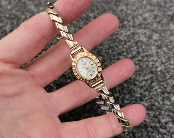 Vintage Fliegeruhr mit Handaufzug: 17 Jewels, Walzvergoldet, Swiss Made
