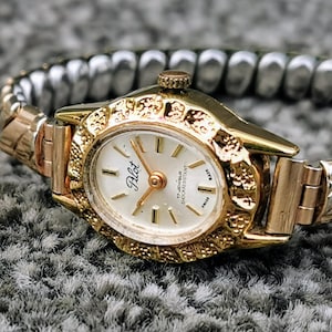 Vintage Pilot 17 Jewels Hand Wind Watch, Rolled Gold-Plated, Swiss Made, Retro Dress Evening Elegant Timepiece