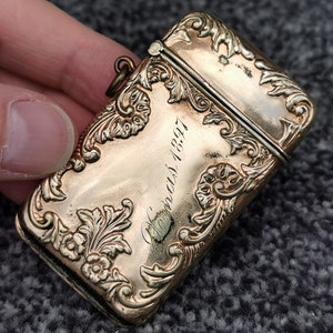1890&#39;s Antique Gold Plated Vesta Case Pocket Match Safe Filigree Pattern Vintage