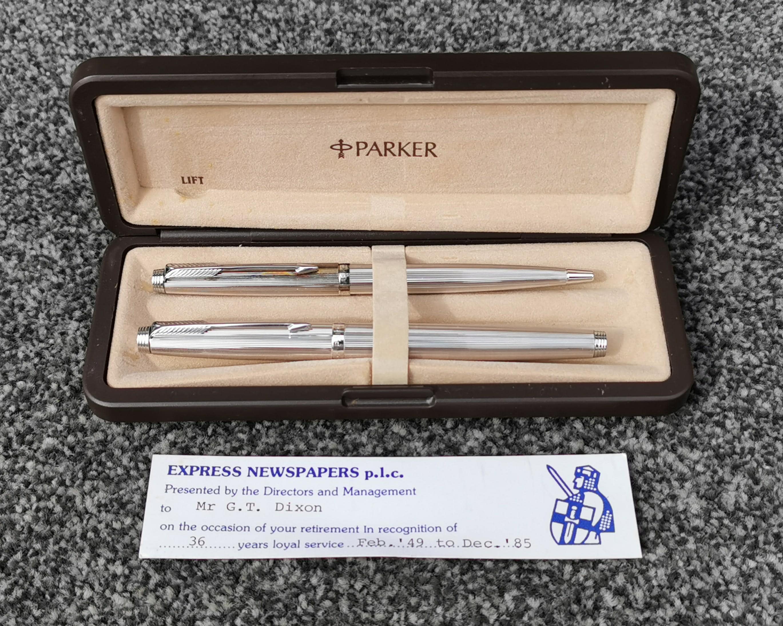 VINTAGE PARKER 万年筆などの筆箱 Parker Pen Vintage Box - Etsy