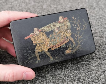 アンティーク 19 世紀 木製嗅ぎタバコ入れ 彫刻入り - Etsy 日本