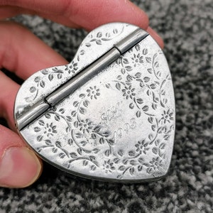 Antique English Pewter Snuff Box Pill Tobacco Holder, Ornate Heart Shape Floral Engraved, Sheffield, England