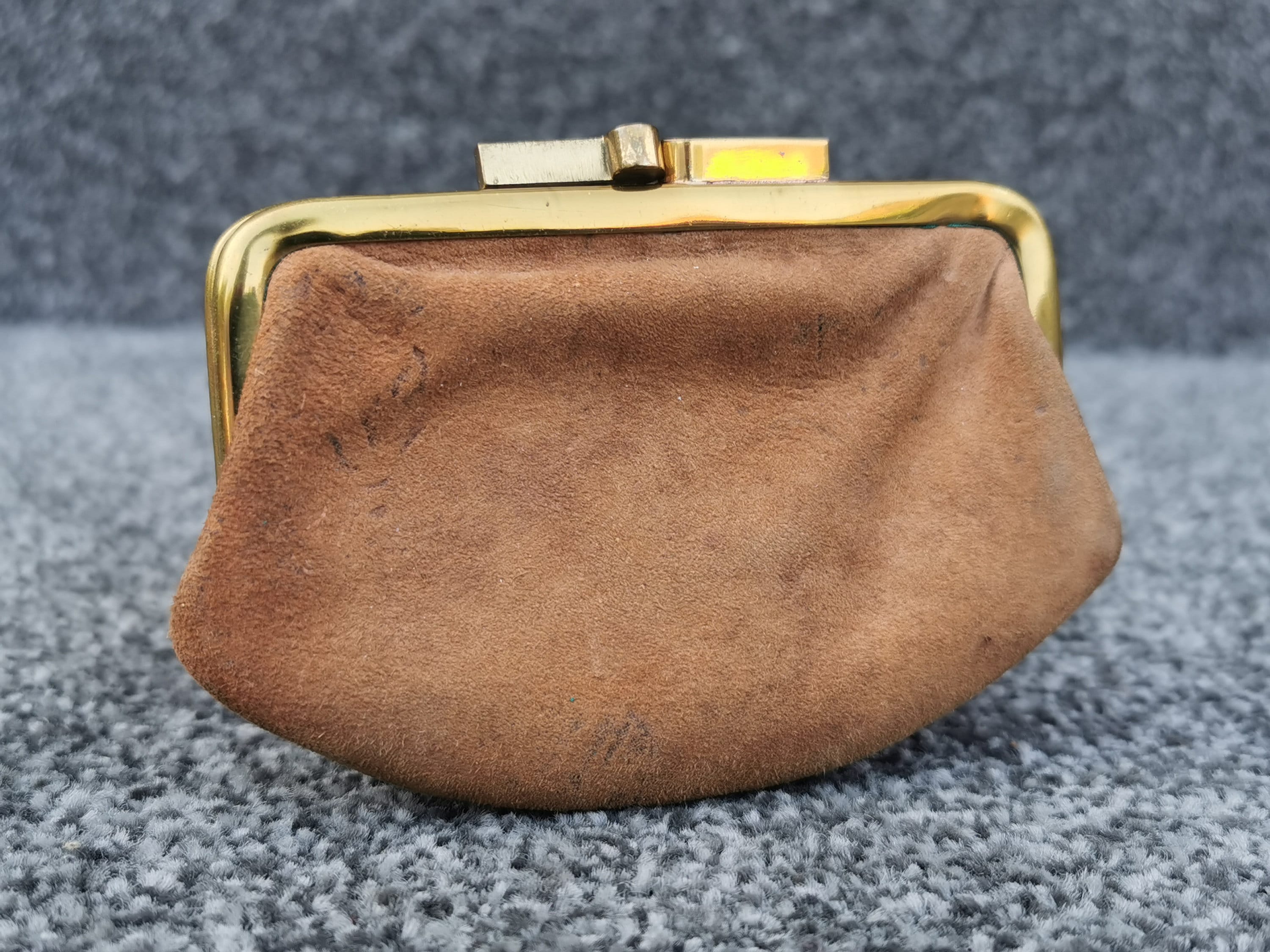 Vintage Classic Small Suede Leather Gilt Framed Coin Purse
