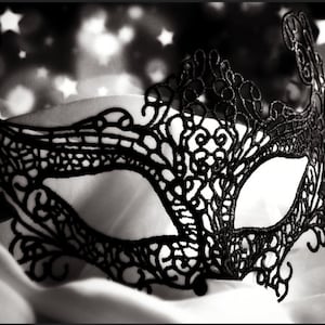 Embroidery pattern - Masquerade Mask cross stitch PDF, venetian mask, instant download