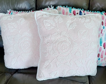 18" x 18" - Pink and White Vintage Chenille Porch Pillow with White Trim - Home & Living Decor