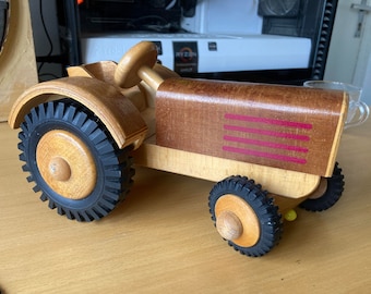 Vintage wooden toy tractor Made by FWF East Germany Collector's Rare