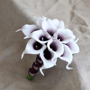 Calla Lilies Wedding Package-Picasso Purple Calla Lilies Silk Bridal Bouquet Real Touch Flowers PU Real Touch Roses maid of honor 7inch