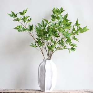 31.5&quot; Faux Japonica Green Leaf Branches, Real Touch Spring Plant Stems, Home Decor/Plants for Bouquet/Greenery/Host Gift