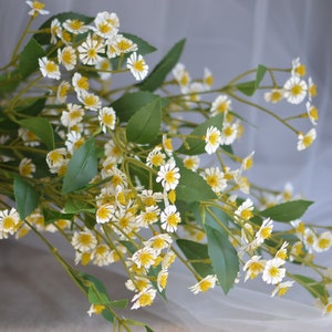 3 Colors! White Silk Wildflowers, Artificial Chamomile, Miniature Wildflowers, Faux Wildflowers, Faux Greeny, Artificial Flowers