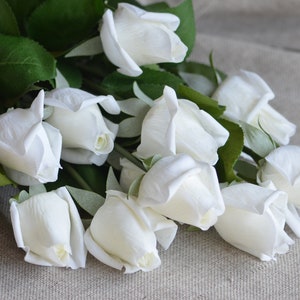 11 colors! Real Touch Flowers, White Roses, Real Looking Roses, Real Touch Roses, Real Touch Pink Roses, Silk flowers 104