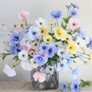 19“ Ranunculus Butterfly, Dusty Blue flowers, Butterfly Ranunculus, Ranunculus, Ranunculus Corms, Artificial Flowers Arrangement/Gift