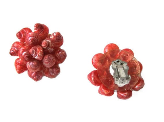 Vintage Red Trochus Shell Cluster Earring Clips - image 2