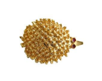 Small Gold Plate & Enamel Figural Hedgehog Brooch Pin
