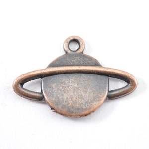 6 Copper Planet with Rings Charms, Saturn charm, Antique Copper 15mmm x 23mm, B44