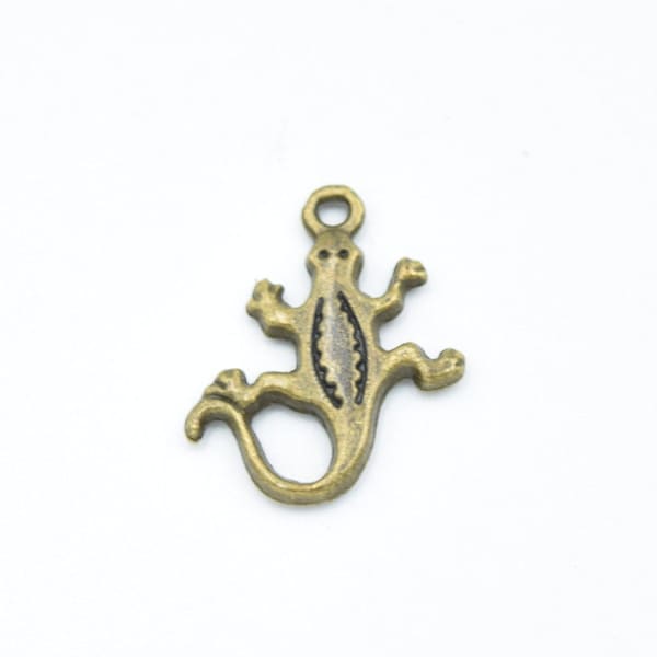 9 Bronze Lizard Charms - 19mm x 16mm Antique Bronze Charm Bracelet Charm Necklace Charm in bulk charm bulk pendant B89