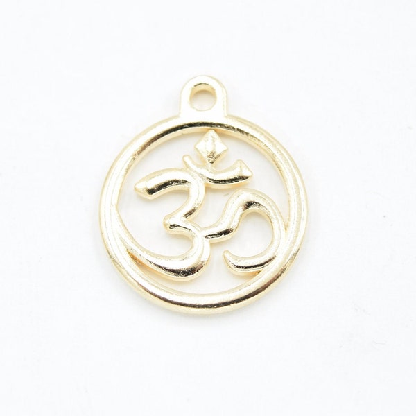 2 KC Gold Om yoga zen charms - 17mm x 21mm - Gold Tone Bracelet Charm Necklace Charm in bulk charm - B60