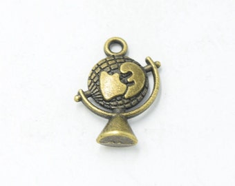 1 Bronze Globe Charms, 20mm x 16mm, SHIPS FROM USA, Antique Bronze Bracelet Charm, Necklace Charm, Charm in Bulk  Ba52