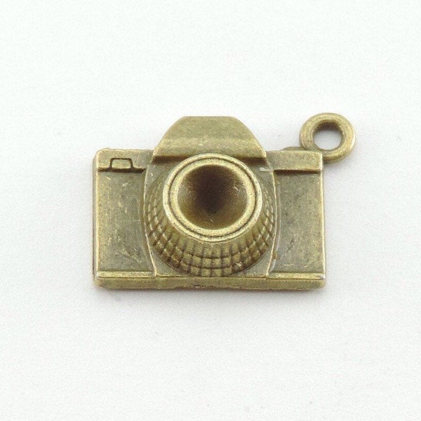 Bronze Camera Charms 10pcs - 15mm x 21mm  #etsy - photography - bulk charms - pendants - diy - bracelet charms - B30