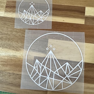 Velaris Vinyl Decal: Geometric ACOTAR-Inspired Sticker