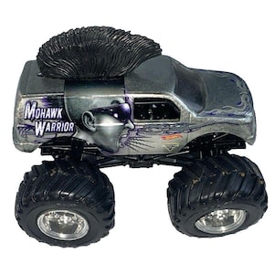 Hot Wheels Monster Jam Trucks Lot of 4 Diecast 4" Bild 3