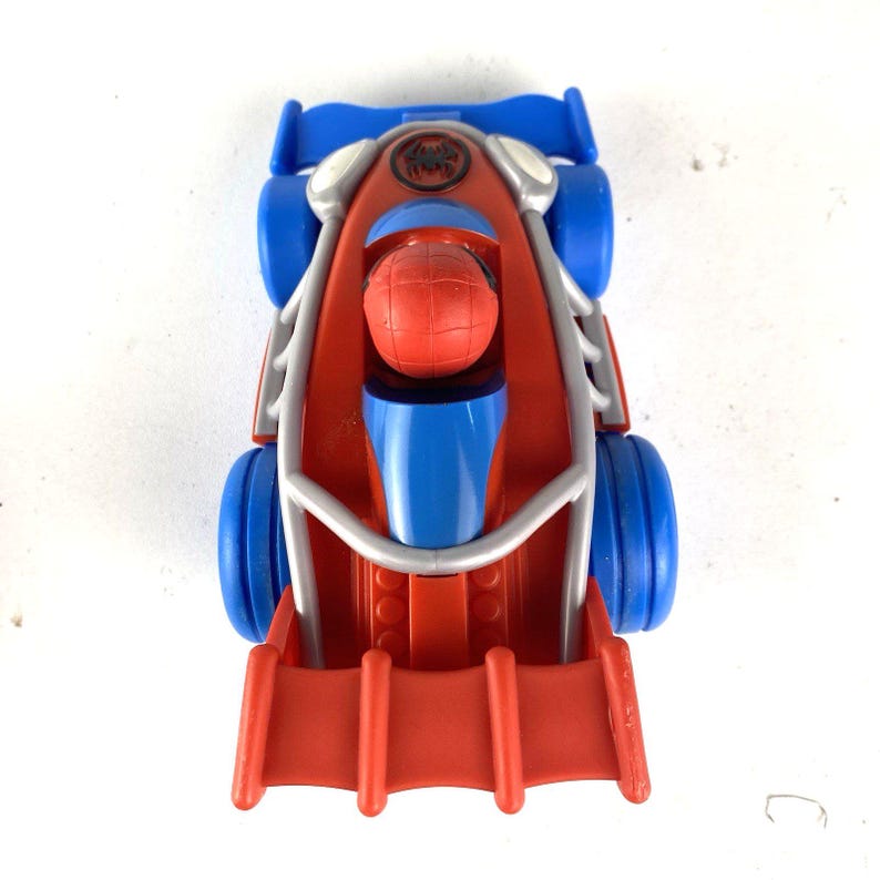 Spidey Webbed Wheelie 6" Pull Back & Go Vehicle Spidey and his Amazing Friends image 5