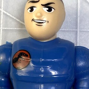 Figuras de ação Fisher-Price Imaginext Buzz Lightyear e Funcionário do Parque Jurássico (somente as figuras) imagem 3