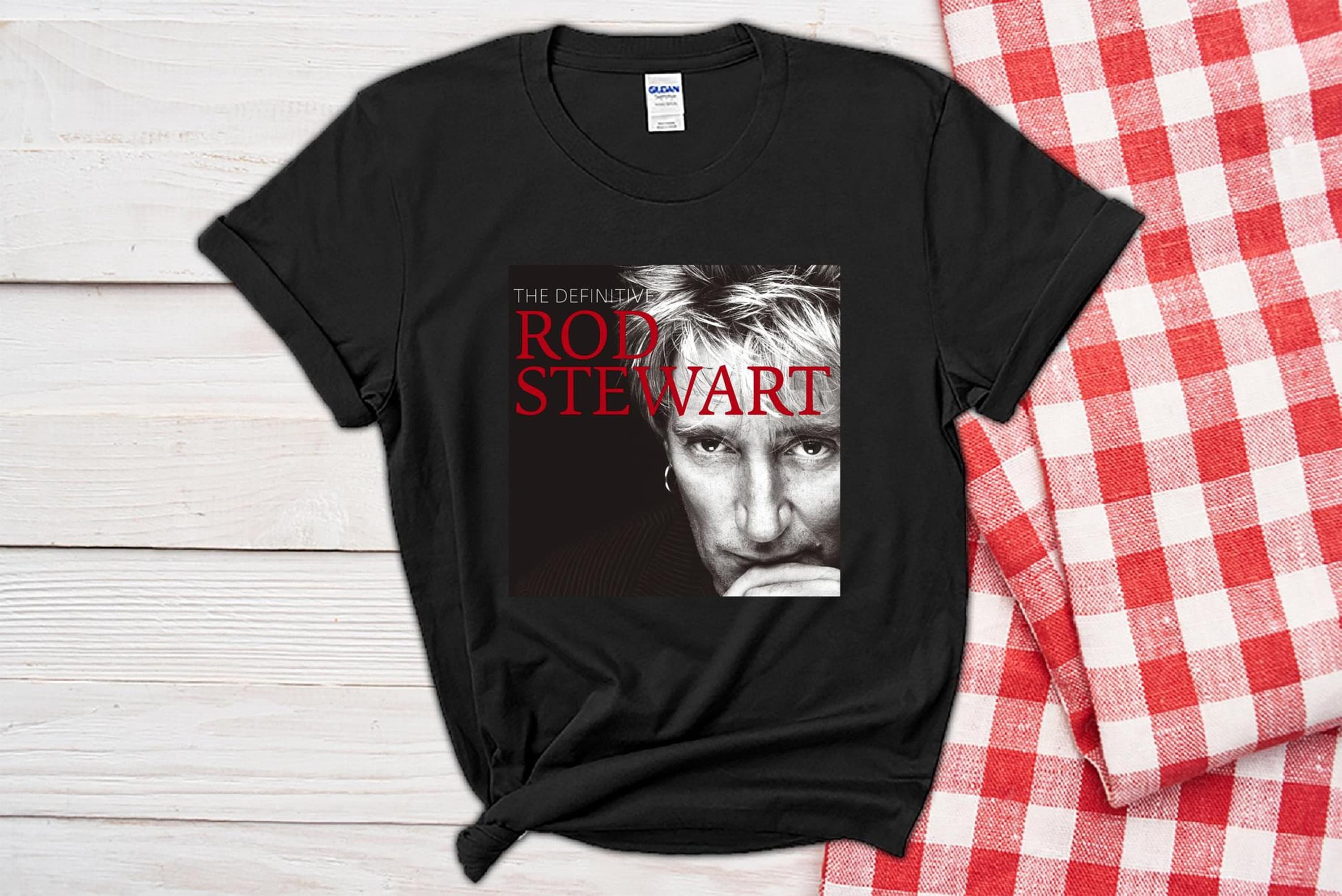 Discover 77 Jahre Rod Stewart 2022 T-Shirt