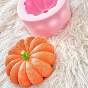 3D Vegetable Pumpkin Halloween Silicone Mold for Plaster Resin WEPAM Wax Candle Soap Clay Polyester Concrete Cement Silicone Mold 13,5cm  K600