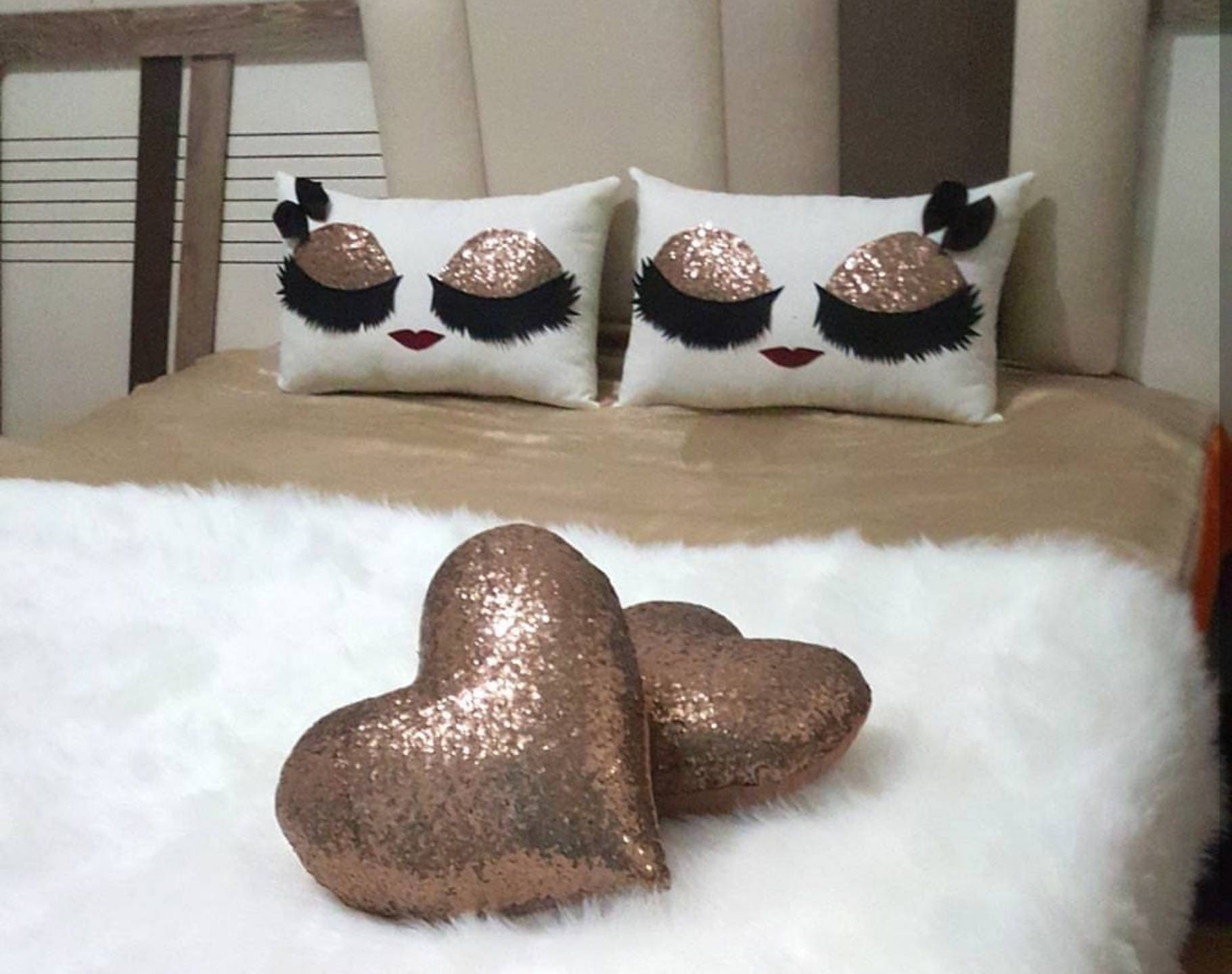 Lot de 2 Coussins Coeur Sequin Bronzé Brillant 40cm Home Déco Décoration Intérieure Fêtes Anniversai