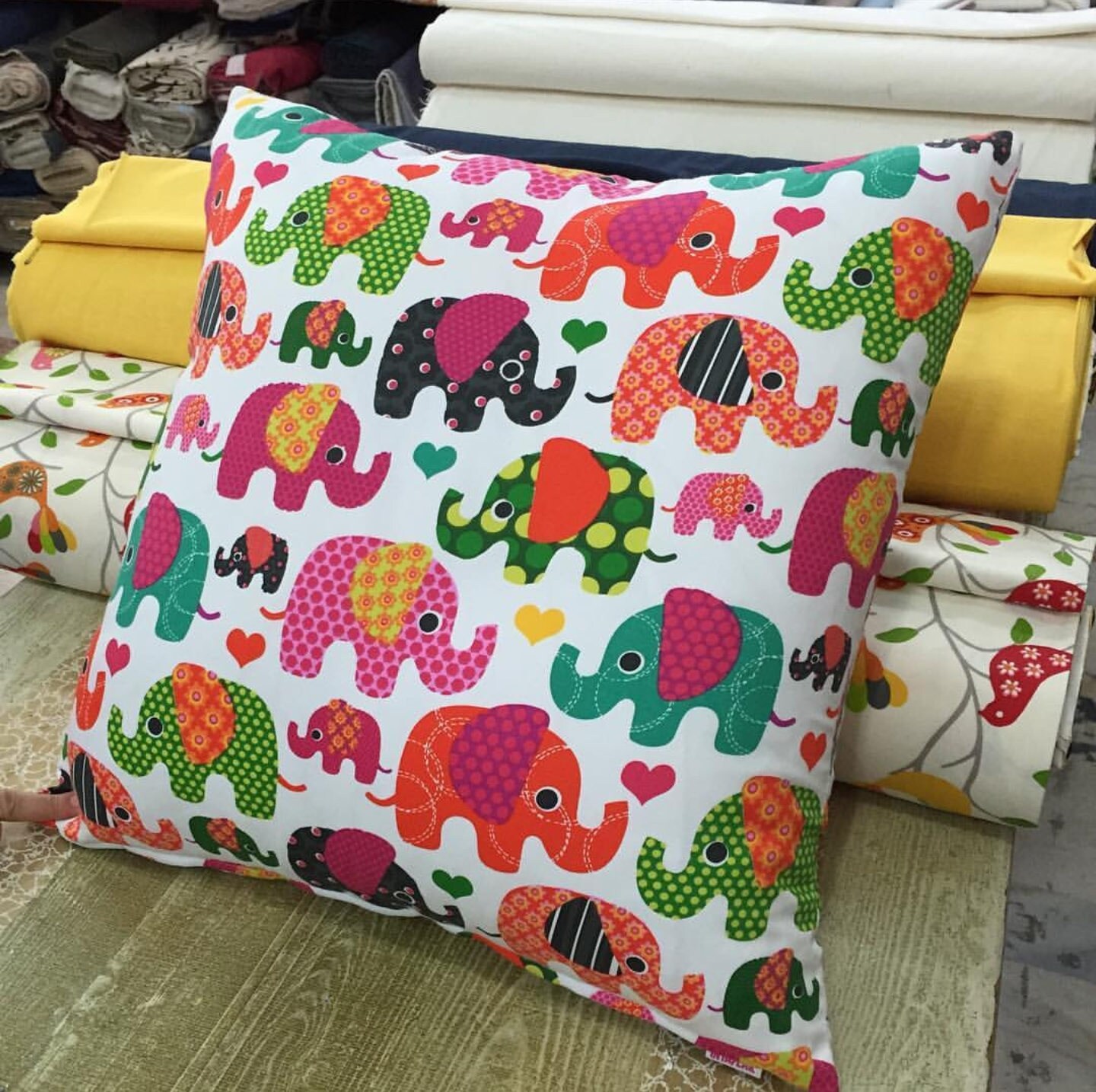 Housse de Coussin Tissu Coton Duck avec Fermeture Éclaire Décor Éléphants Multicolore Double Face Po