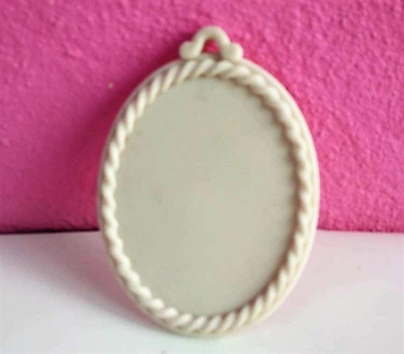 Silicone Mold Photo Frame Oval 11cm Deco Contour Rope for Plaster WEPAM Wax Resin Soap Polyester Fimo K149 6F70 image 2