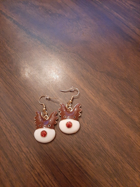 Reindeer earrings discount