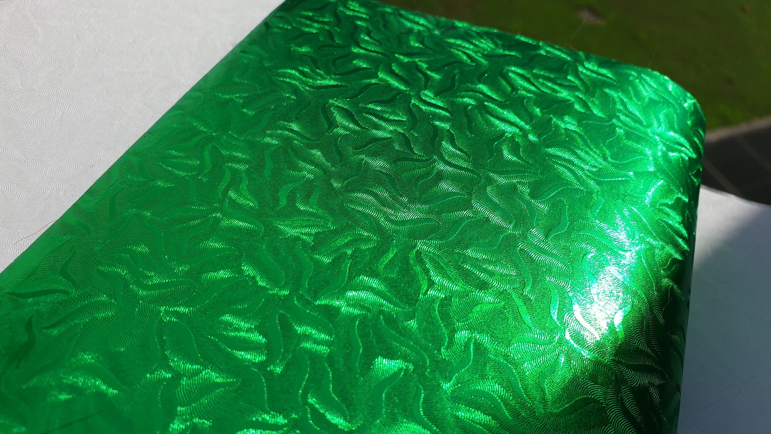 Textured Green metallic wrapping paper Xmas embossed Foil Etsy 日本