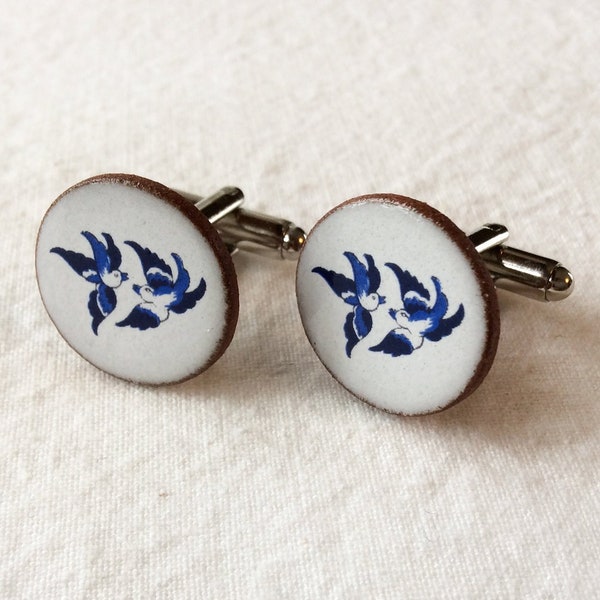 Willow Pattern Bird Cufflinks 18mm, Ceramic cufflinks, Willow Pattern Design, Blue Birds, Animal Cufflinks, Gifts for men, Suit Accessories.