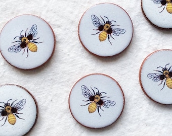 Set of 8 Medium Round 22mm (approx 3/4 inch) ceramic, lightweight, washable, handmade, honey bee buttons for sewing and collecting.